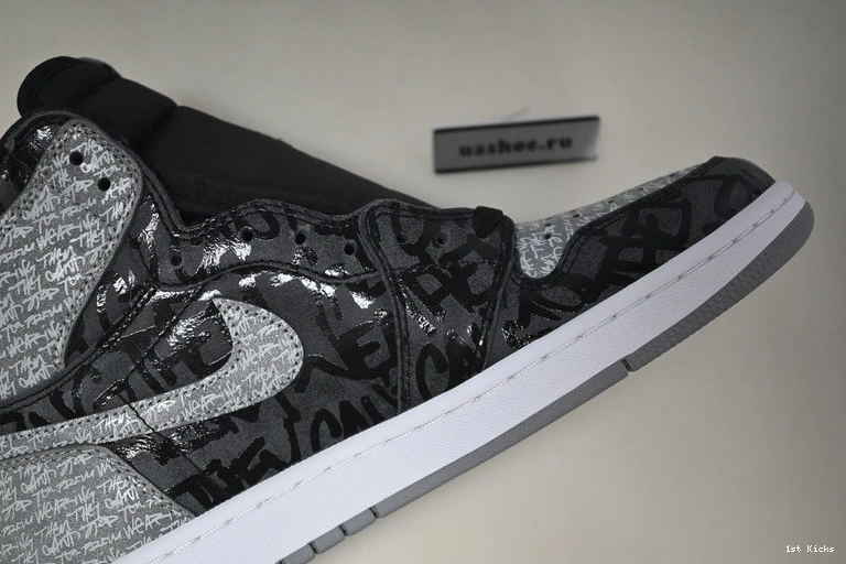 Rebellionaire Jordan 1 555088-036 Air Banned 0126